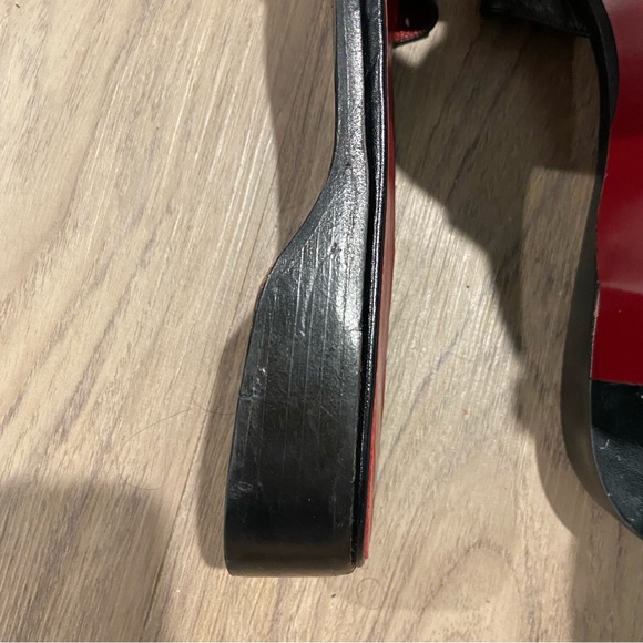 Black Burberry sandal with 2 silver designed “buttons” - Picture 2 of 6